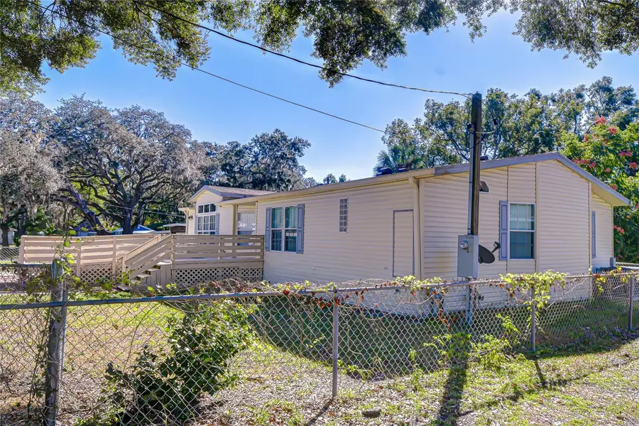 37428 Lupine Drive, Zephyrhills, FL 33541 - Image #2