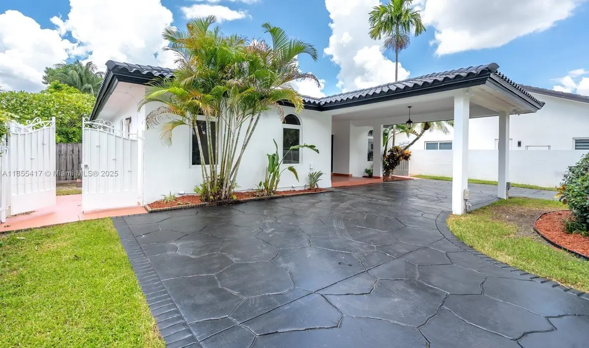 2810 SW 114th Avenue, Miami, FL 33165 - Image #1