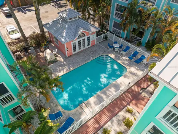 3002 W Cleveland Street #B12, TAMPA, FL 33609