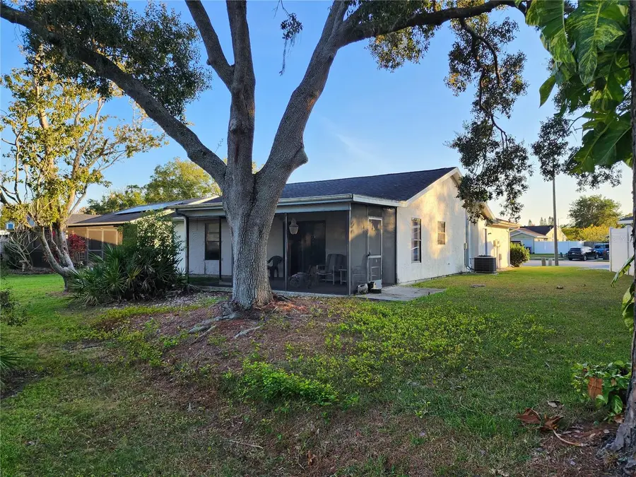 1206 Sawgrass Court, Oldsmar, FL 34677 - Image #3