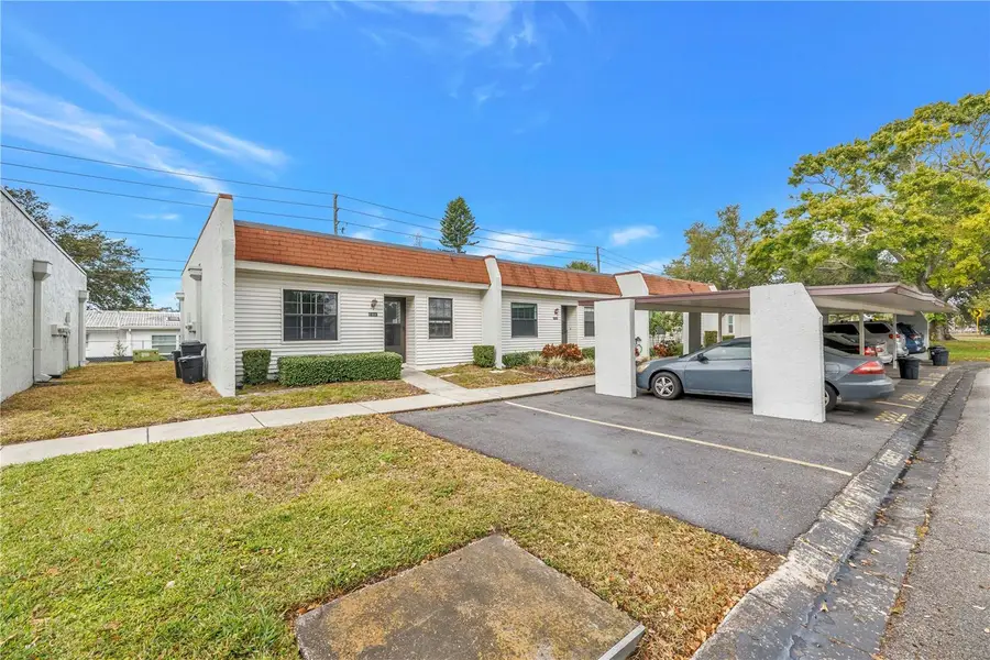 9224 Mission Oaks Boulevard, Seminole, FL 33776 - Image #2