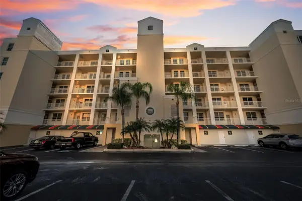 1200 Country Club Drive #2205, LARGO, FL 33771