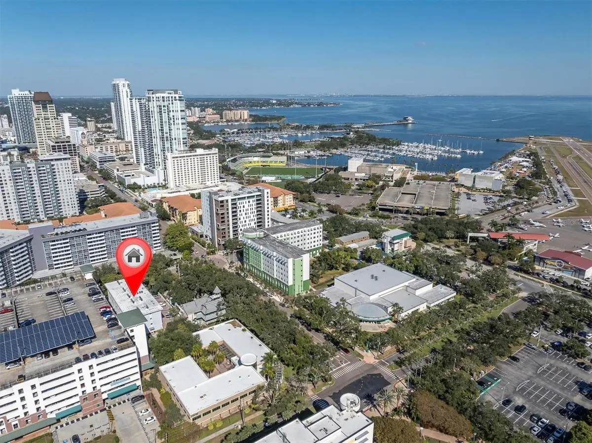 210 5th Avenue S #403, Saint Petersburg, FL 33701 - Image #1