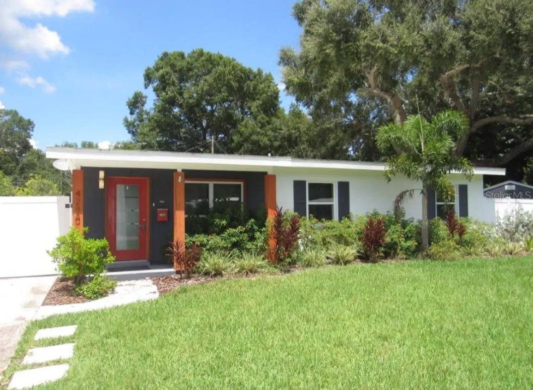 4290 Porpoise Drive Se, Saint Petersburg, FL 33705 - Image #1