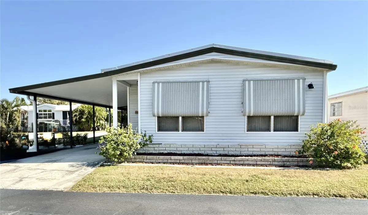 6821 Americana Drive Ne #106, Saint Petersburg, FL 33702 - Image #1