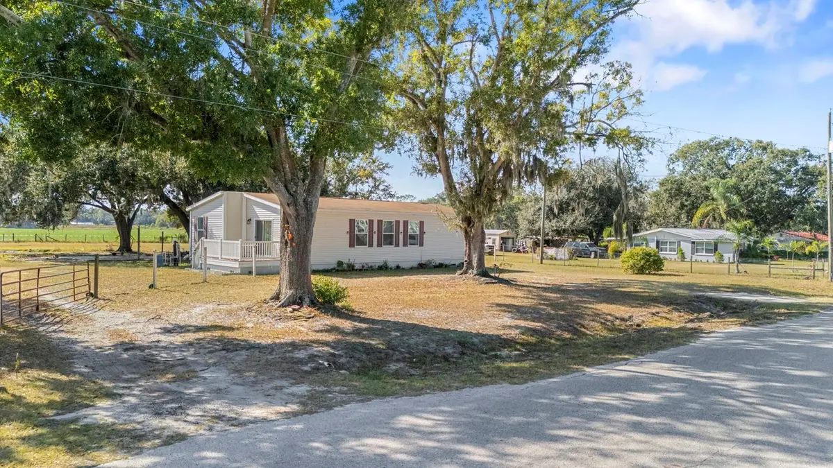 3205 Murray Farms Road, Plant City, FL 33566 - Image #1