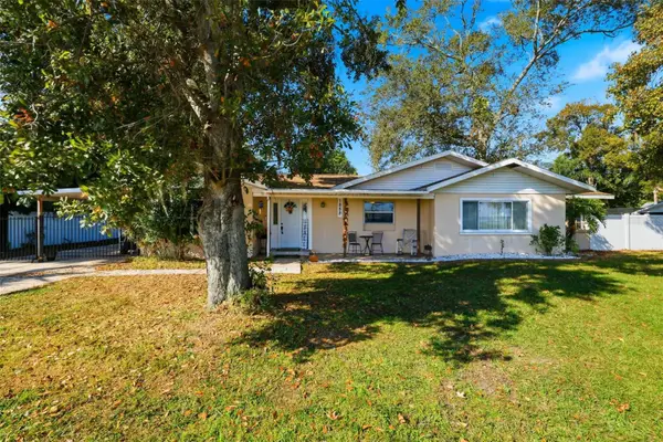 1852 W Lake Parker Drive, LAKELAND, FL 33805