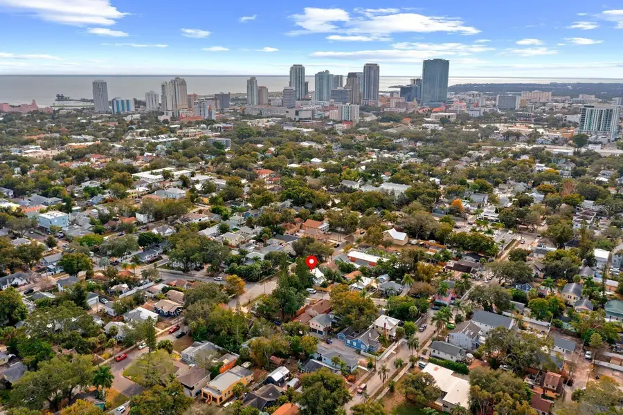 1038 Crescent Lake Drive N, Saint Petersburg, FL 33701 - Image #2