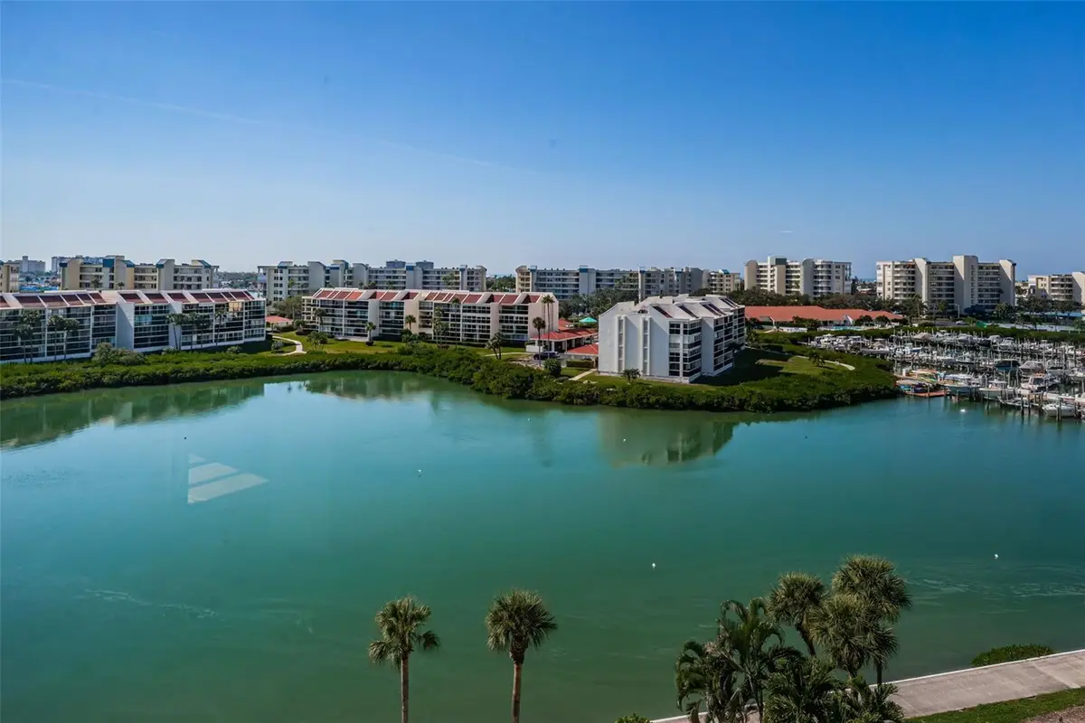 7400 Sun Island Drive S #806, South Pasadena, FL 33707 - Image #1