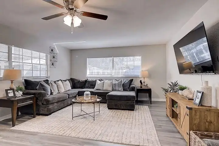 1402 E 33rd Avenue, Tampa, FL 33603 - #2