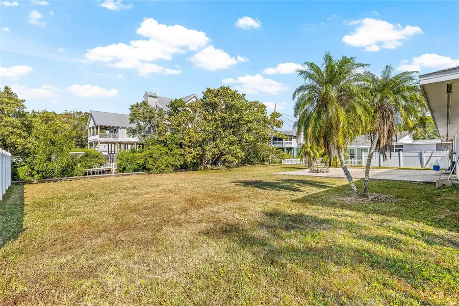 608 Florida Boulevard, Crystal Beach, FL 34681 - Image #3