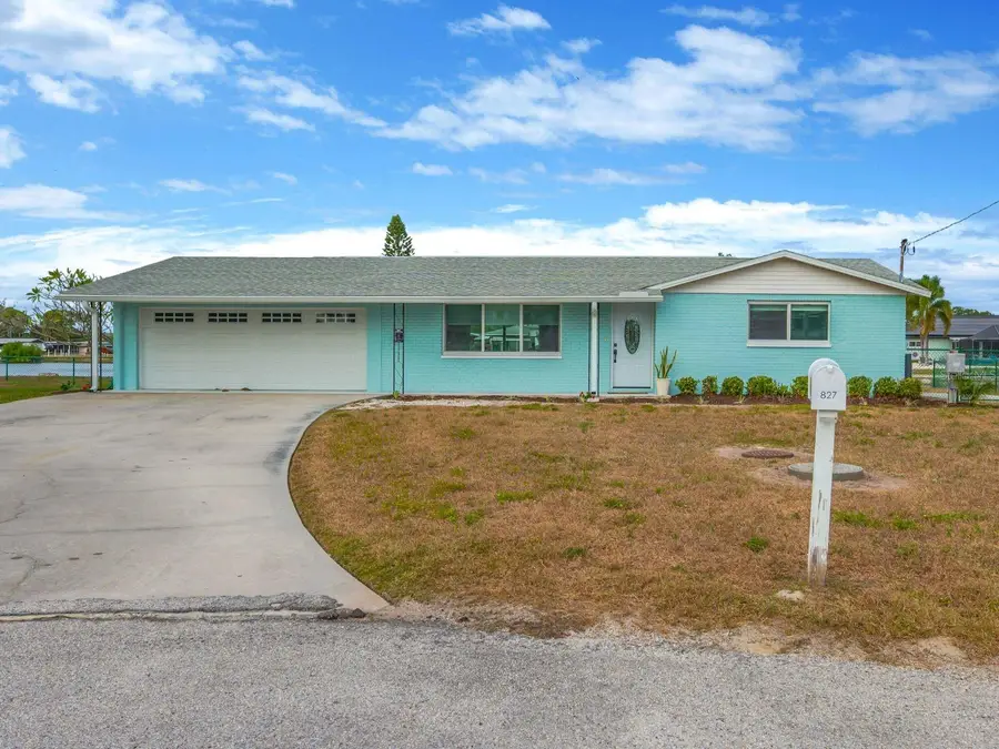 827 Blue Heron Boulevard, Ruskin, FL 33570 - Image #2