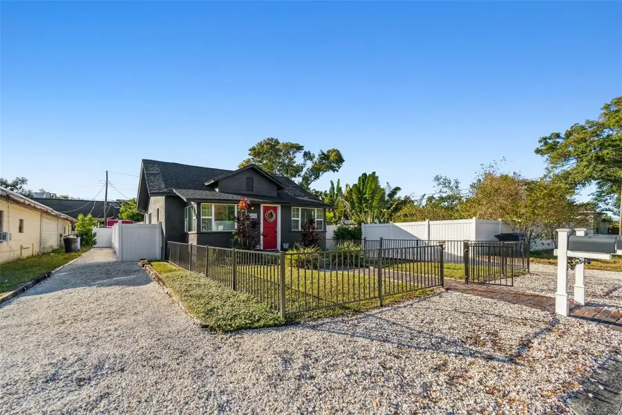 1034 Queen Street N, Saint Petersburg, FL 33713 - Image #2