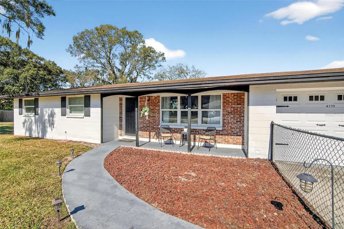 4255 Sabal Palm Drive, Mulberry, FL 33860 - Image #1