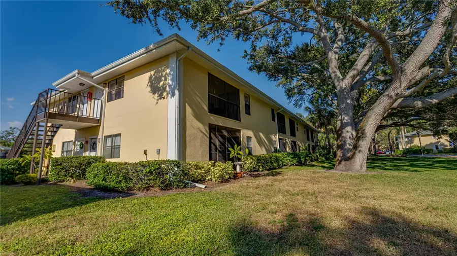 3001 58th Avenue S #111, Saint Petersburg, FL 33712 - Image #3