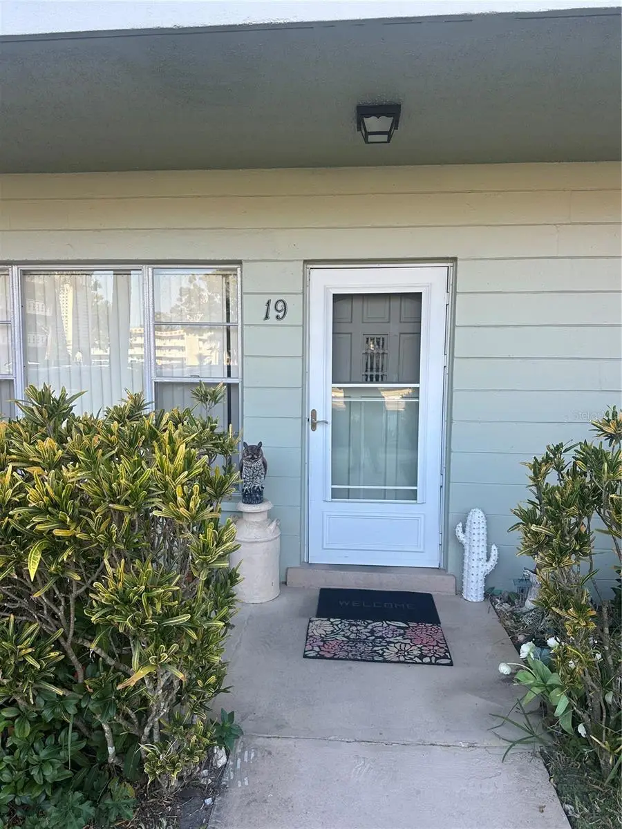 2401 Ecuadorian Way #19, Clearwater, FL 33763 - Image #1