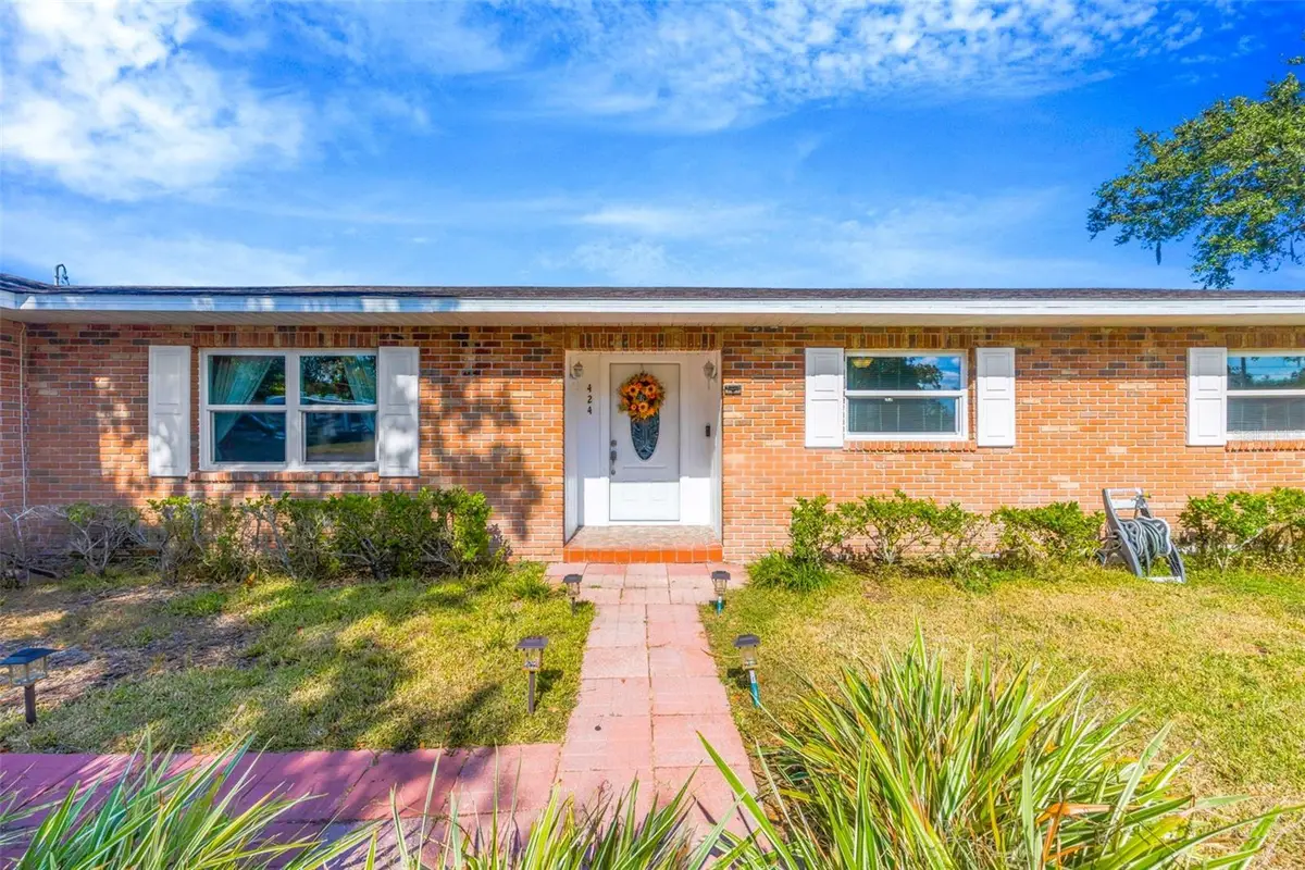 424 Forest Glen Avenue, Lakeland, FL 33813 - Image #1