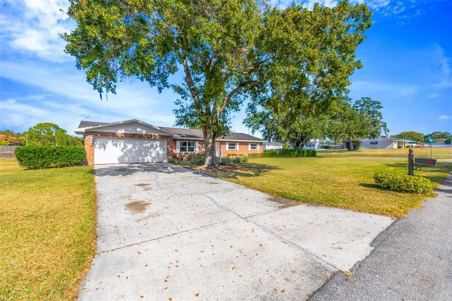 424 Forest Glen Avenue, Lakeland, FL 33813 - Image #2