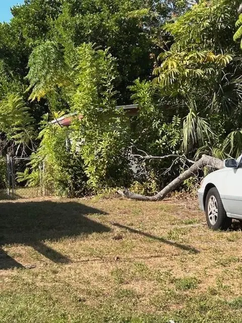 9142 Suncrest Boulevard, SEMINOLE, FL 33777