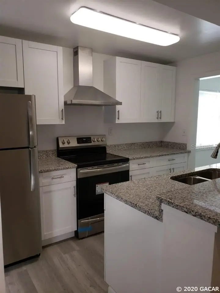 1115 NE 5th Place, Gainesville, FL 32601 - Image #3