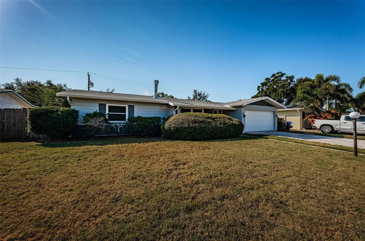 5874 27th Terrace N, Saint Petersburg, FL 33710 - Image #1
