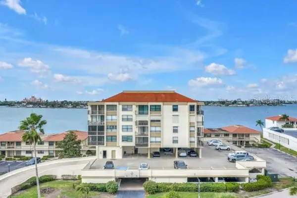 6279 Sun Boulevard #304, ST PETERSBURG, FL 33715