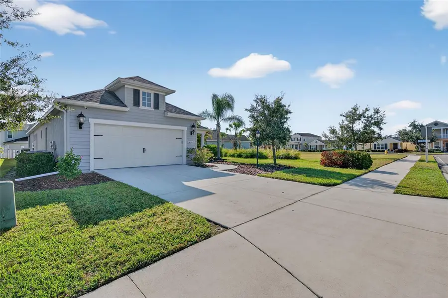 10915 Blue Magnolia Lane, Parrish, FL 34219 - Image #3