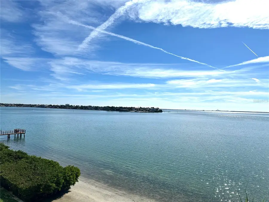 5700 Escondida Boulevard S #403, Saint Petersburg, FL 33715 - Image #2