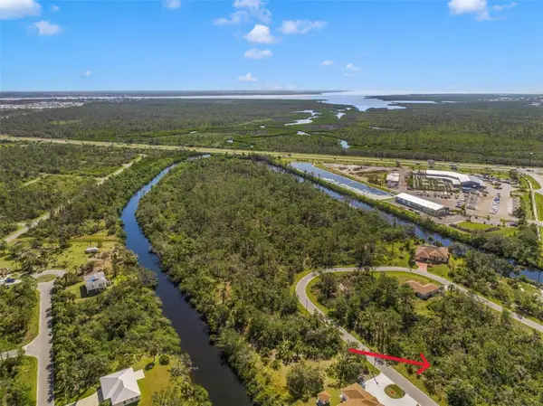 2216 Private Circle, PORT CHARLOTTE, FL 33953