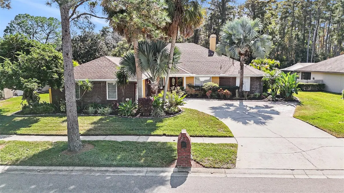 3328 Westmoreland Drive, Tampa, FL 33618 - Image #1