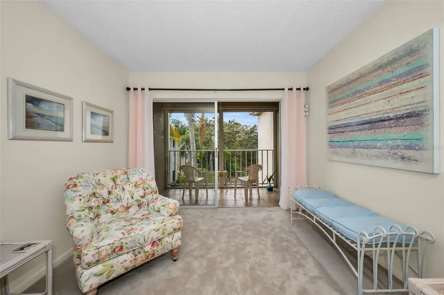 960 Virginia Street #307, Dunedin, FL 34698 - Image #3