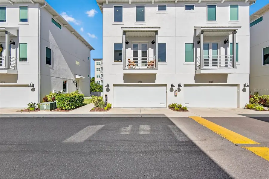 4725 Legacy Park Drive, Tampa, FL 33611 - Image #2