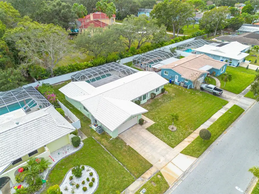 1111 Mclean Street, Dunedin, FL 34698 - Image #2