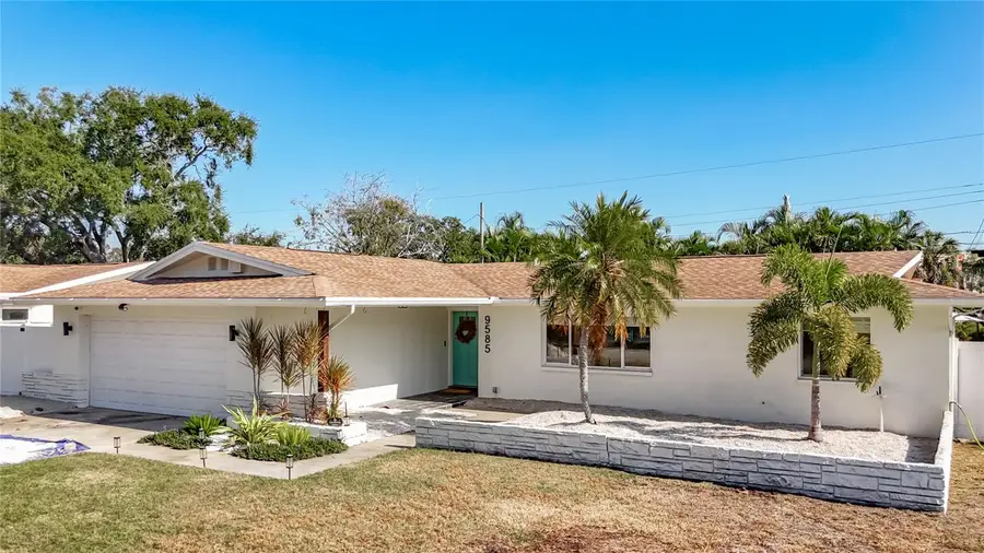 9585 Portside Drive, Seminole, FL 33776 - Image #3