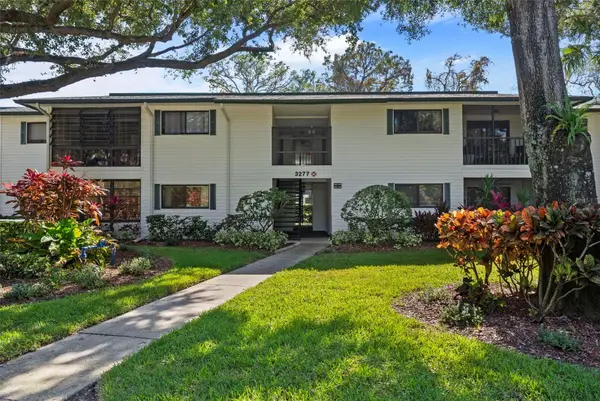 3277 Fox Chase Circle N #105, PALM HARBOR, FL 34683