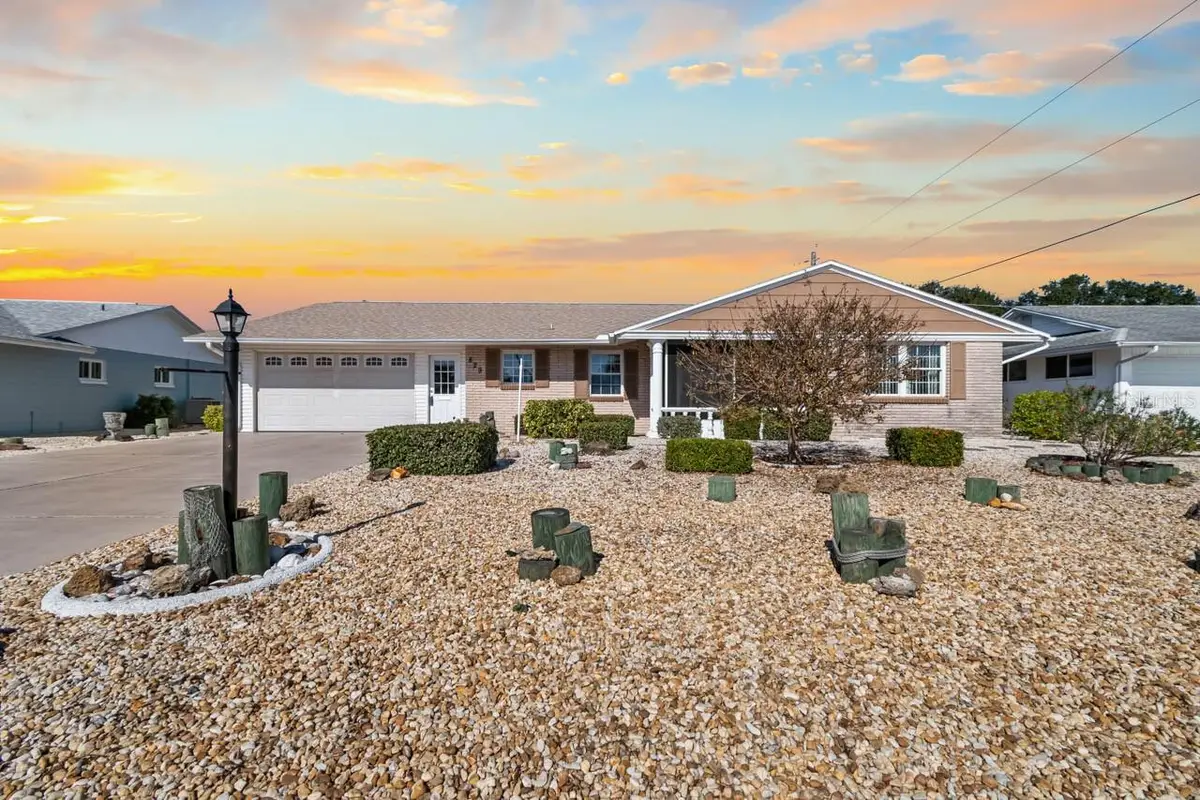 829 Fox Hills Drive, Sun City Center, FL 33573 - Image #1