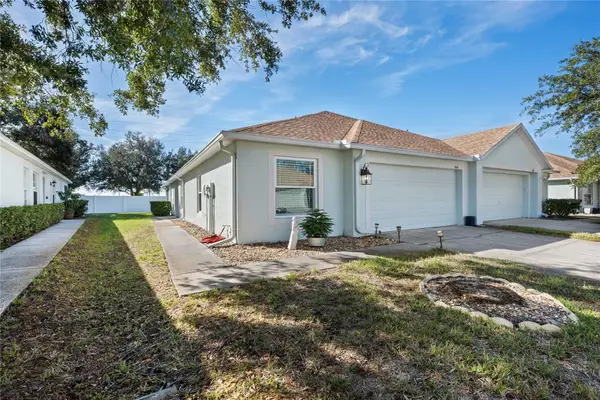 5649 Autumn Shire Drive, ZEPHYRHILLS, FL 33541