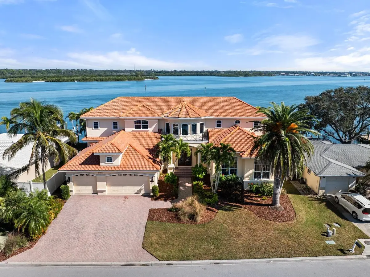 17371 Kennedy Drive, North Redington Beach, FL 33708 - Image #1