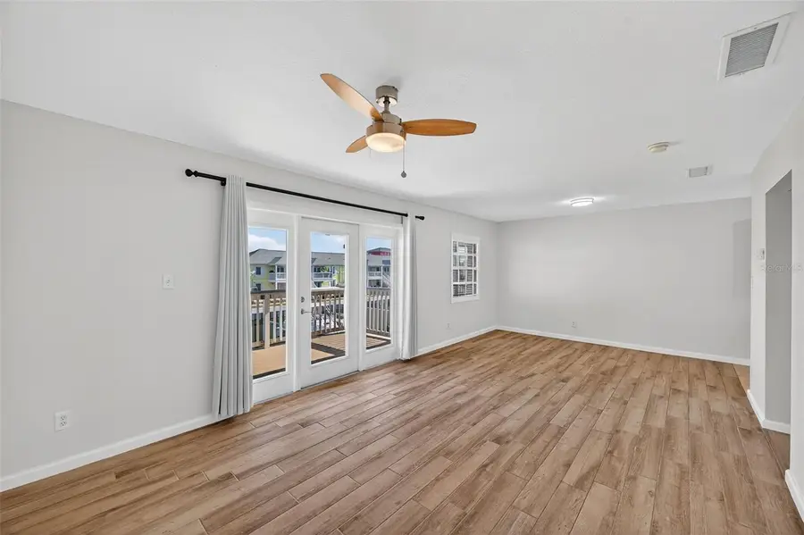 4872 Beach Drive Se #D, Saint Petersburg, FL 33705 - Image #2