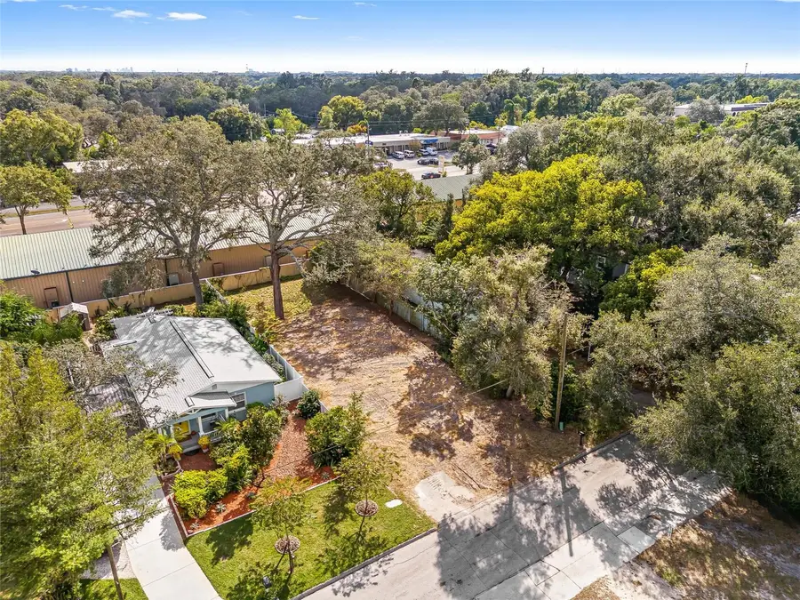 1024 W Rambla Street, Tampa, FL 33612 - Image #3