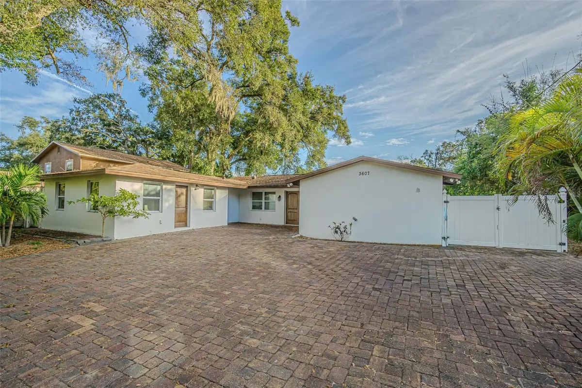 3607 E Hanna Avenue, Tampa, FL 33610 - Image #1