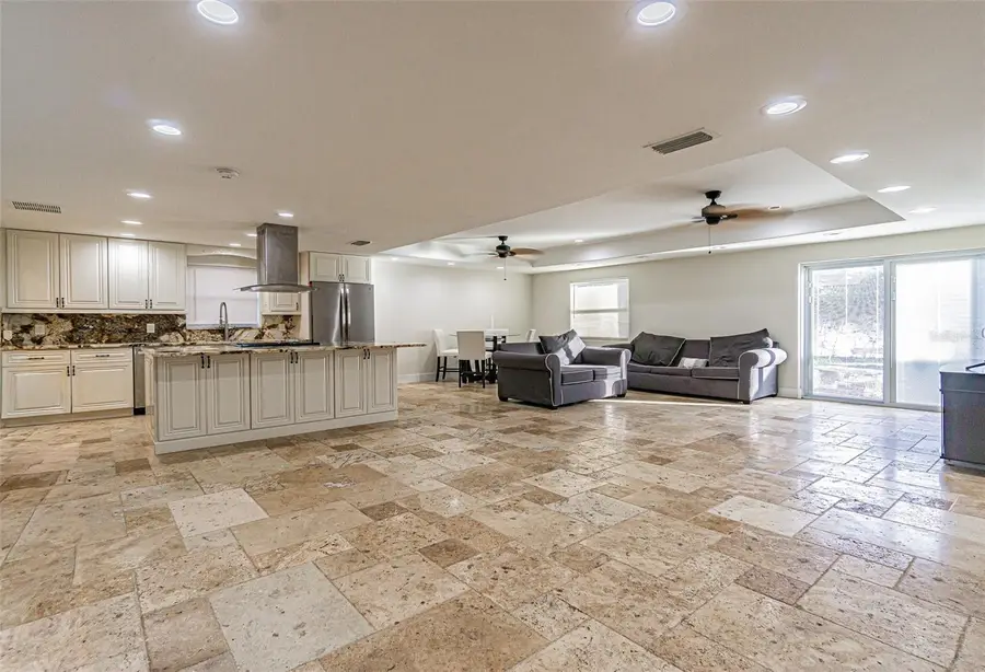 3607 E Hanna Avenue, Tampa, FL 33610 - Image #2