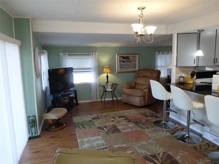 980 7th Street Nw #1, Largo, FL 33770 - Image #3