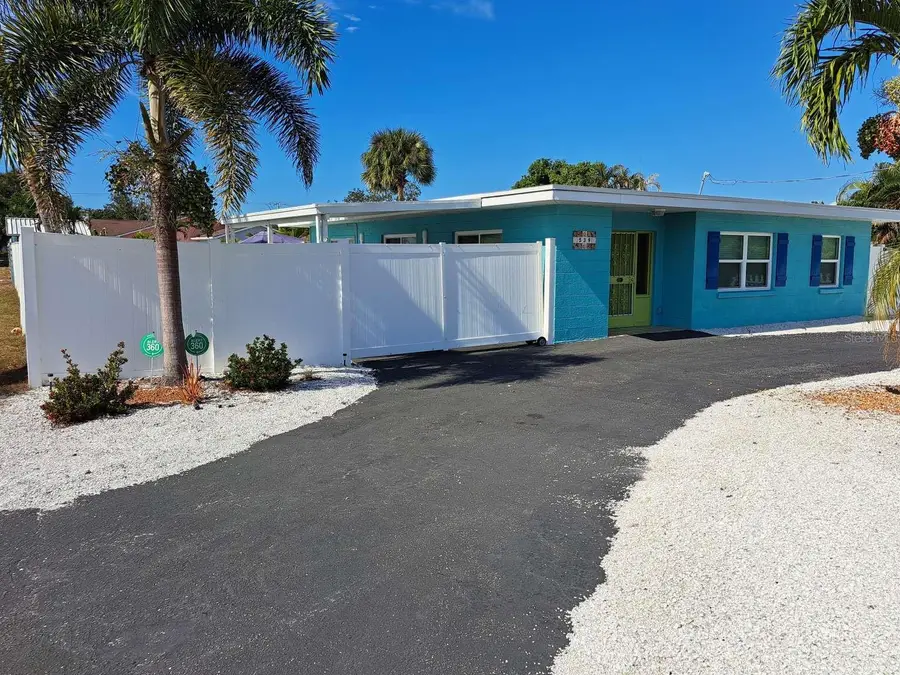 539 Shore Road, Nokomis, FL 34275 - Image #2