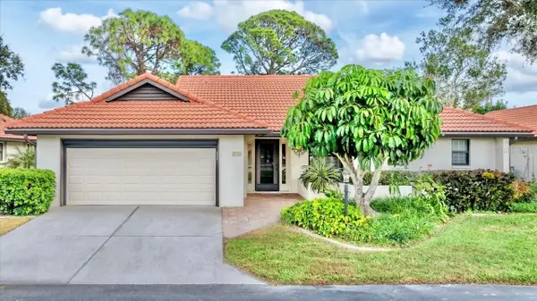 270 Laurel Hollow Drive #34, NOKOMIS, FL 34275