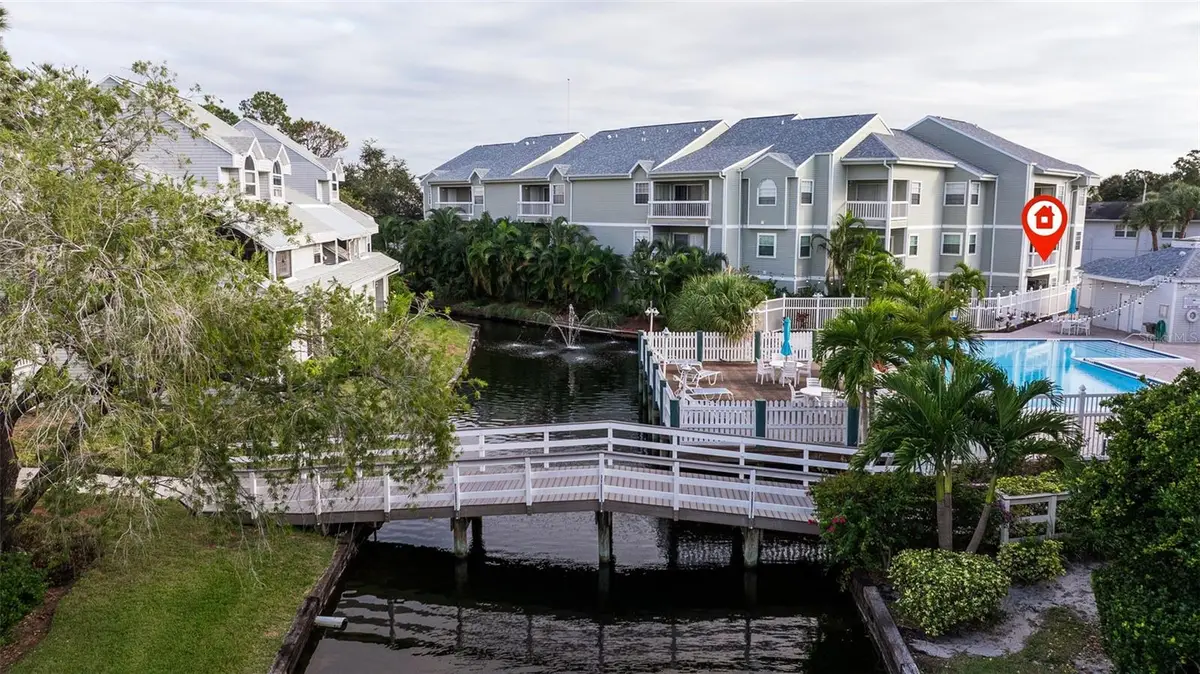 6826 Stones Throw Circle N #11201, Saint Petersburg, FL 33710 - Image #1