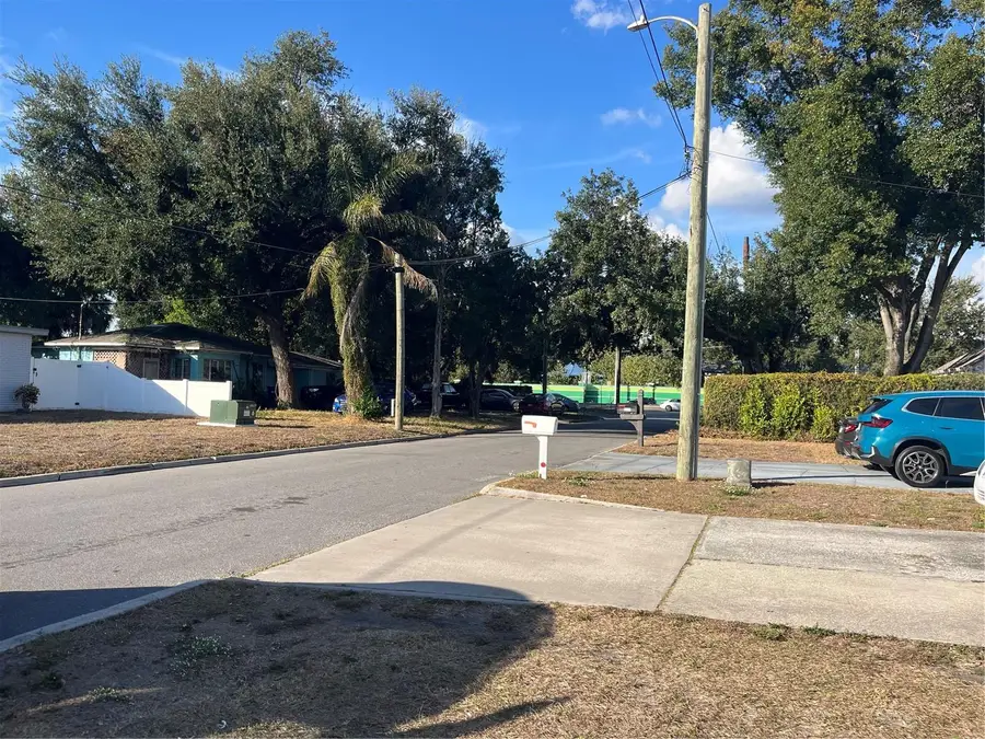 8729 N Calder Place, Tampa, FL 33604 - Image #3