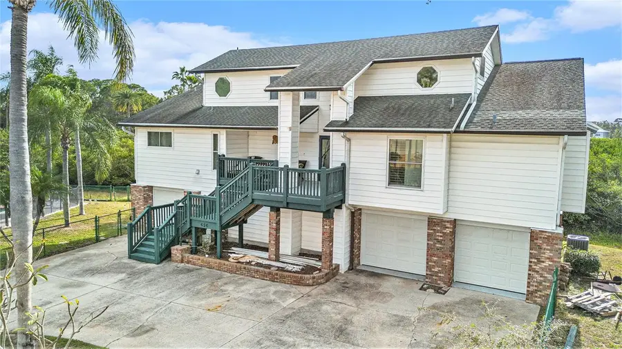 656 Soundview Drive, Palm Harbor, FL 34683 - Image #2