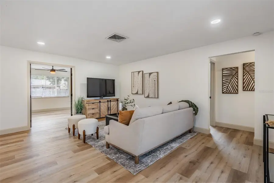 1275 Edenville Avenue, Clearwater, FL 33764 - Image #2