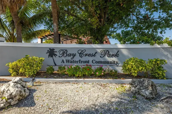 8462 Flagstone Drive, TAMPA, FL 33615